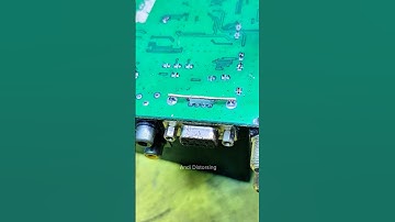 How to remove VGA Connector #old #tech #desoldering #tips #connector #VGA #creative  #idea #shorts