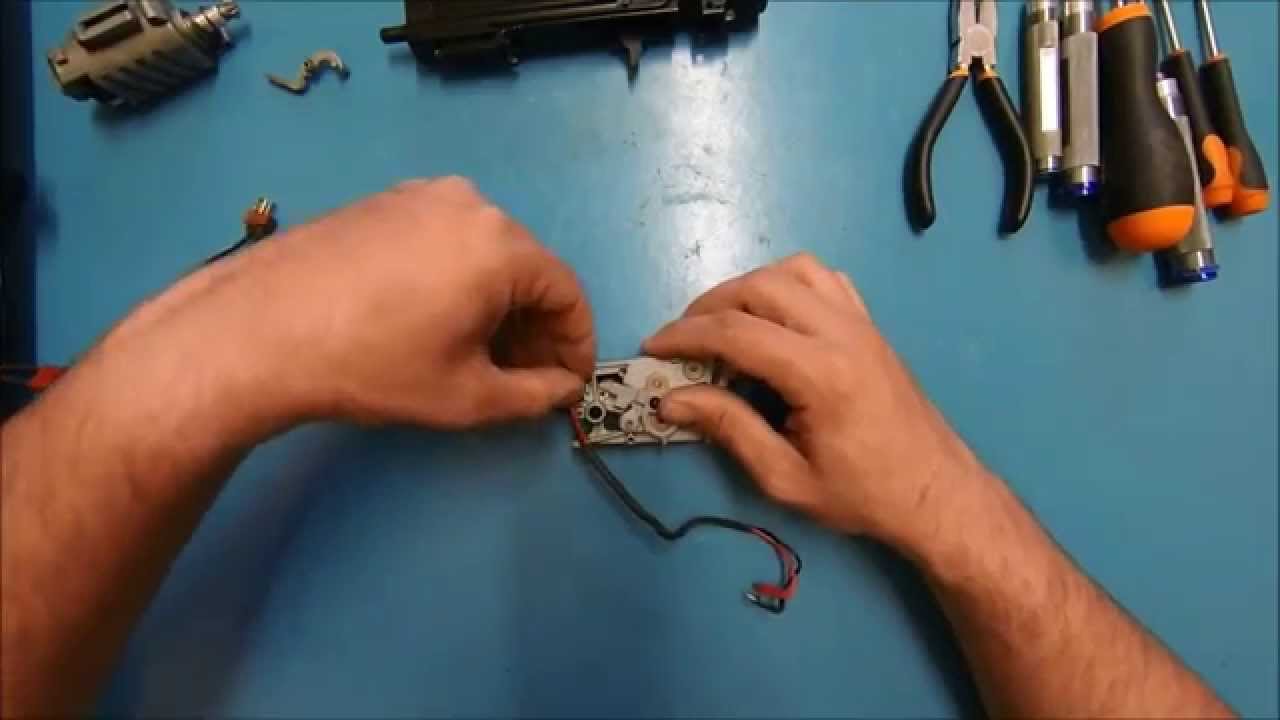 Desmontaje L85 AFV G&G: