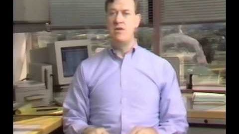 A comparison between Macintosh System 7.0 and Windows 3.0 form 1991