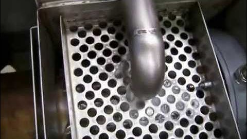 Tank for anti-adhesive for rigid mandrels