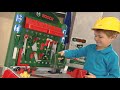 Jouets klein  spot publicitaire  bosch outils