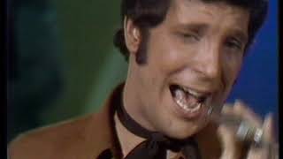 Tom Jones & The Moody Blues // It's a Hang Up Baby // This is Tom Jones TV Show chords