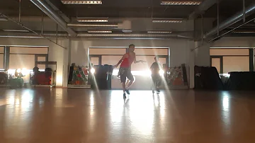 Santa, Can't you hear me - Kelly Clarkson and Ariana Grande - Zumba with Friðrik Agni