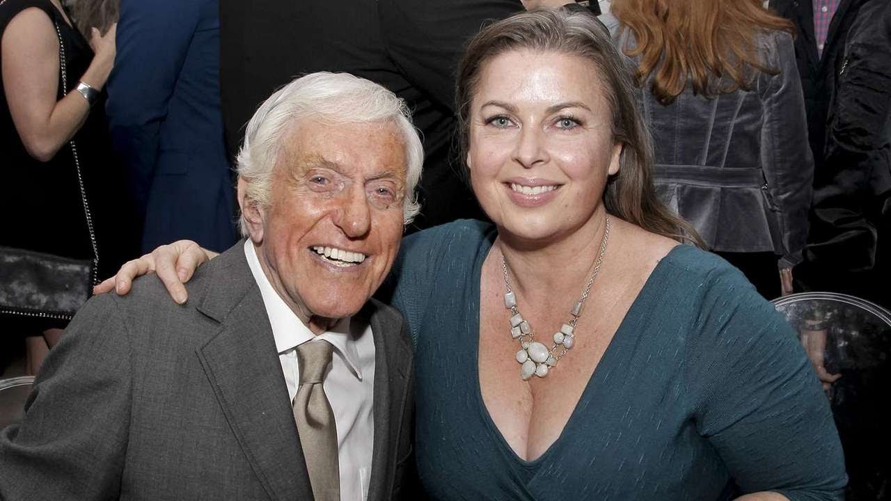 Кто жена Дика Ван Дайка?