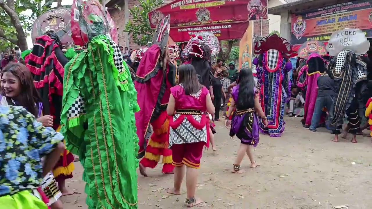 Full mbekes jaranan Sekar Arum 