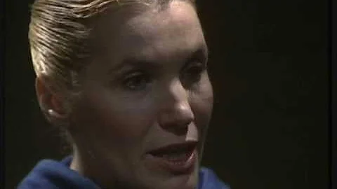 PCBH - Sarah Higgins, The wrong side of the bars 1/4