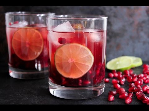 pomegranate-vodka-gimlet