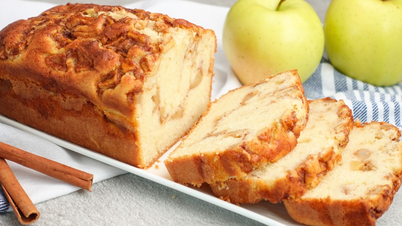 I Tried Apple Cinnamon Loaf Cake 🍎 And It’s the Perfect Fall Dessert!