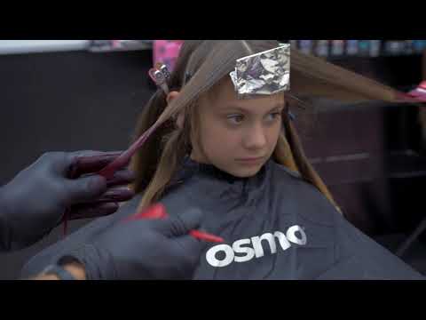 Видео: 4 способа сделать волосы яркими
