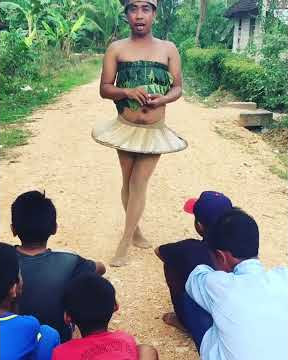 LUCU BANGET mimi peri jadi pramugari di maskapai mungil air