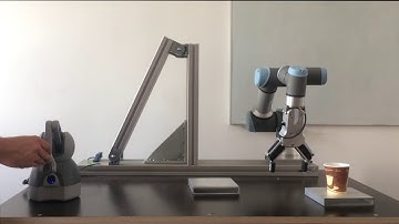 Using Geomagic Touch to control UR3 robot