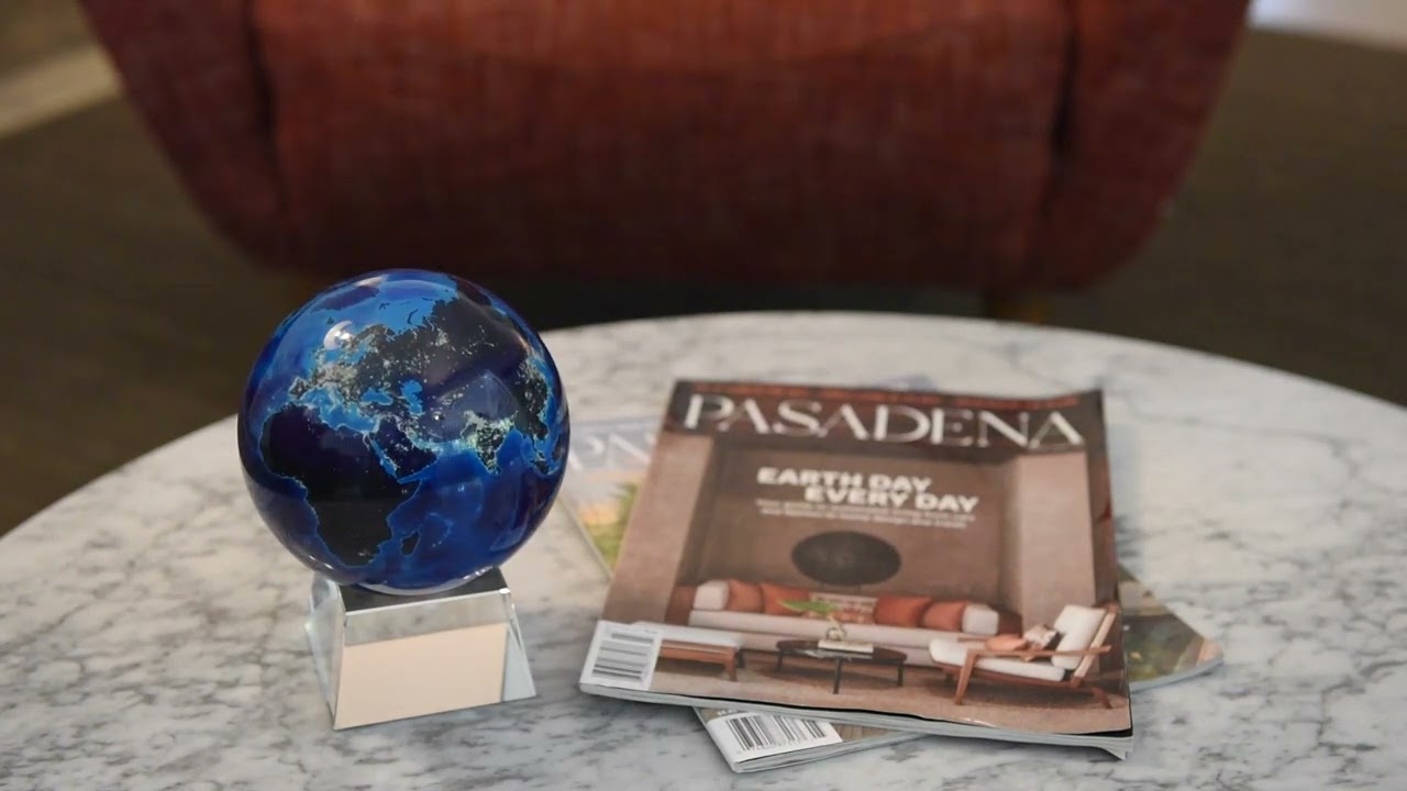 MOVA アース・アット・ナイト自動回転地球儀 | 68travel