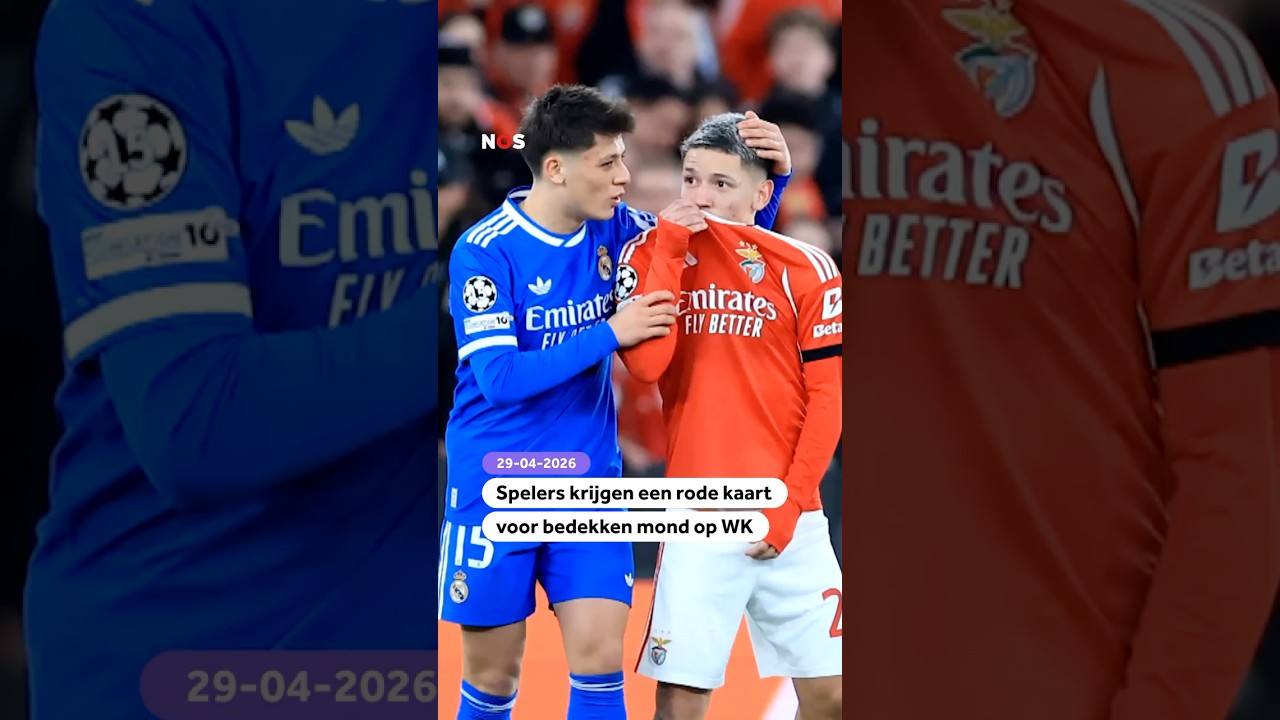 Spelers krijgen een rode kaart voor bedekken mond op WK