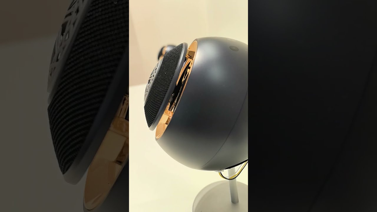 Creative Pebble Nova: Spherical active desktop speakers with