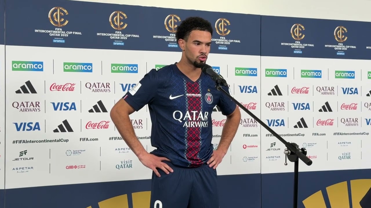 Le sourire de Warren Zaïre-Emery après la victoire du PSG en Coupe Intercontinentale face à Flamengo