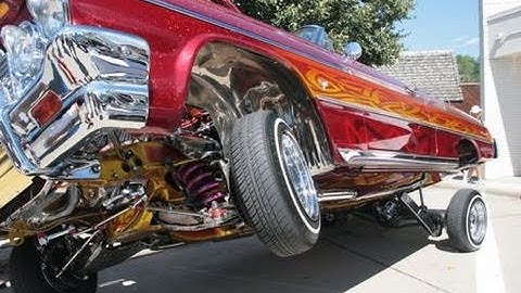 How to tell if your shocks / struts are bad.