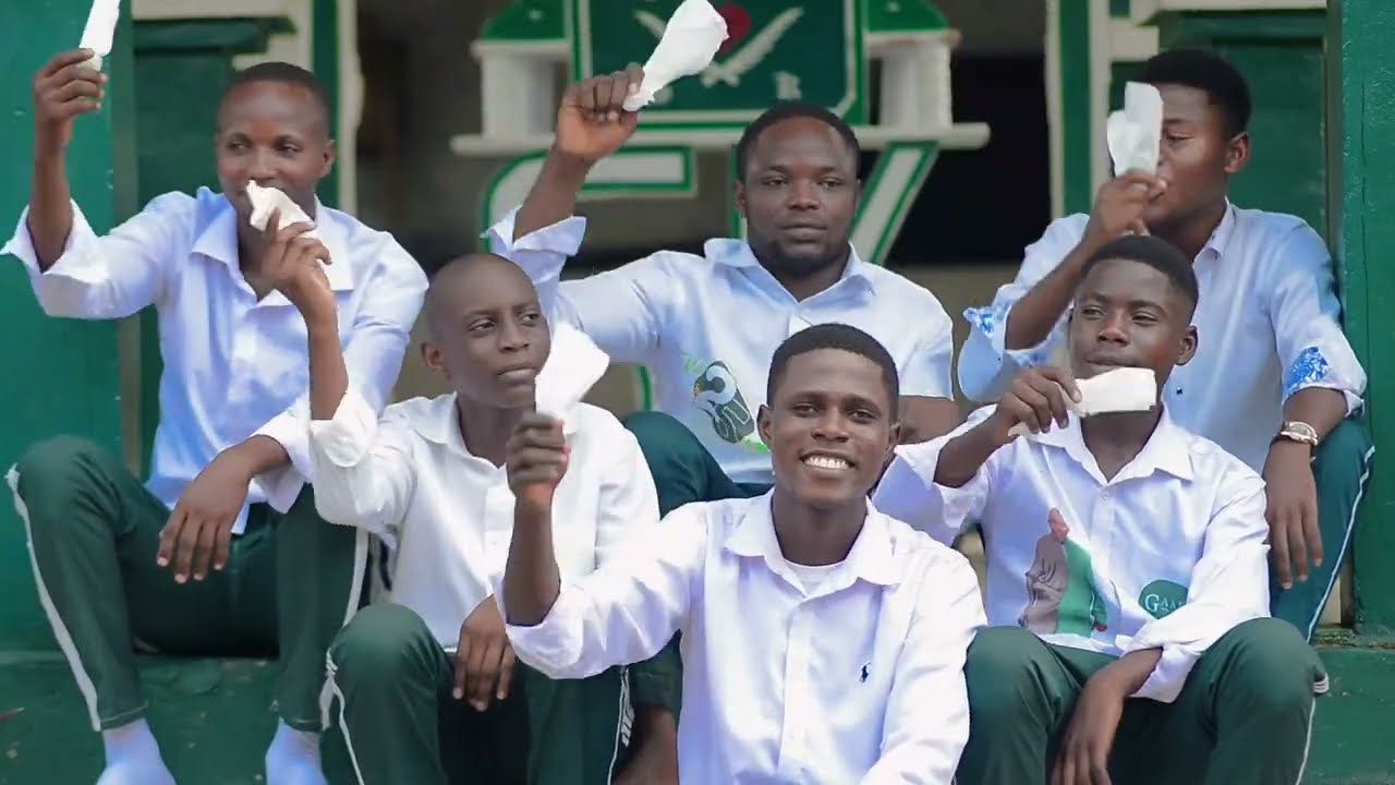 GAAKI SELEMBAO NGIZULU YA MWANA NZAMBI clip officiel