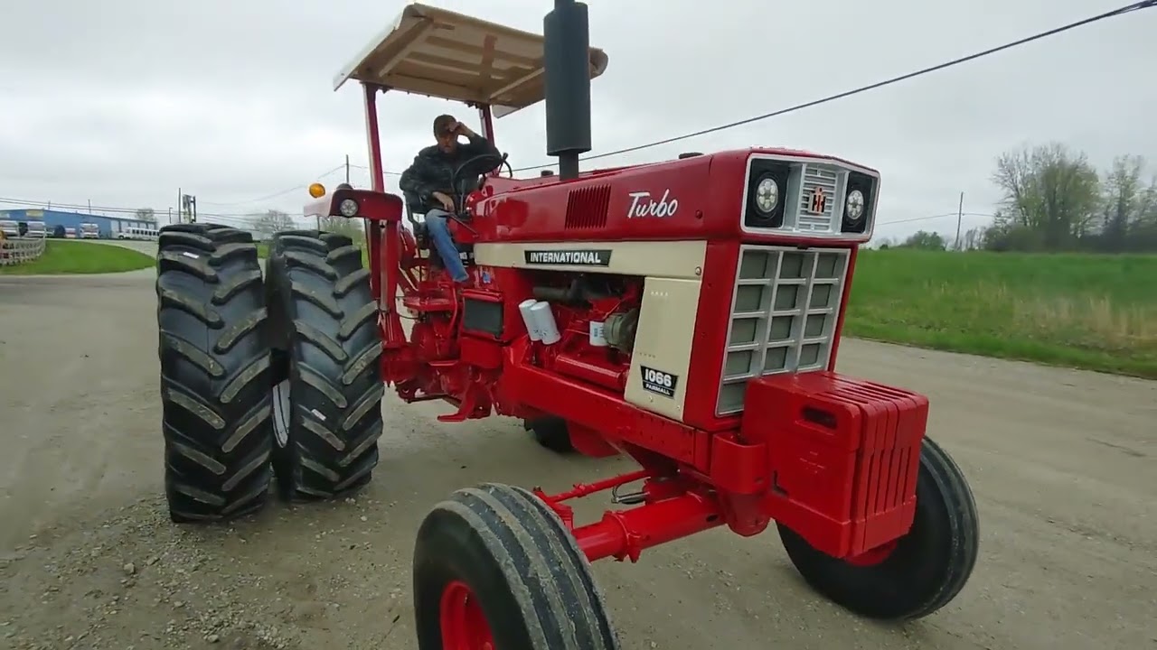 1972 INTERNATIONAL 1066 For Sale
