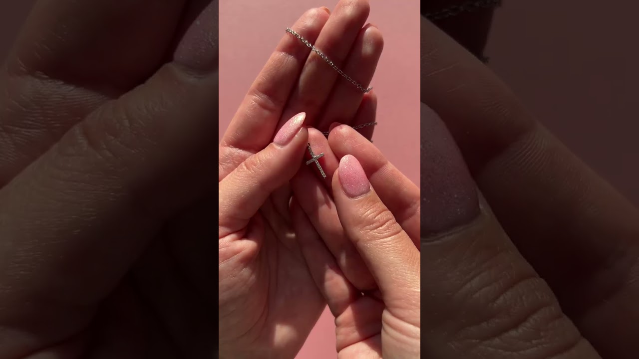 Elegant CZ Cross Necklace for Girls ⛪️ Sterling Silver, Hypoallergenic, & Customizable Length! 💎