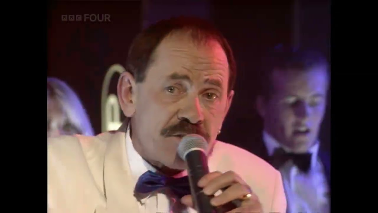Scatman John - Scatman (Ski Ba Bop Ba Dop Bop) (First Performance) - TOTP - 11 05 1995