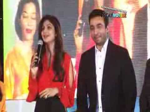 Shilpa Shetty & Raj Kundra at Worli Festival 2014