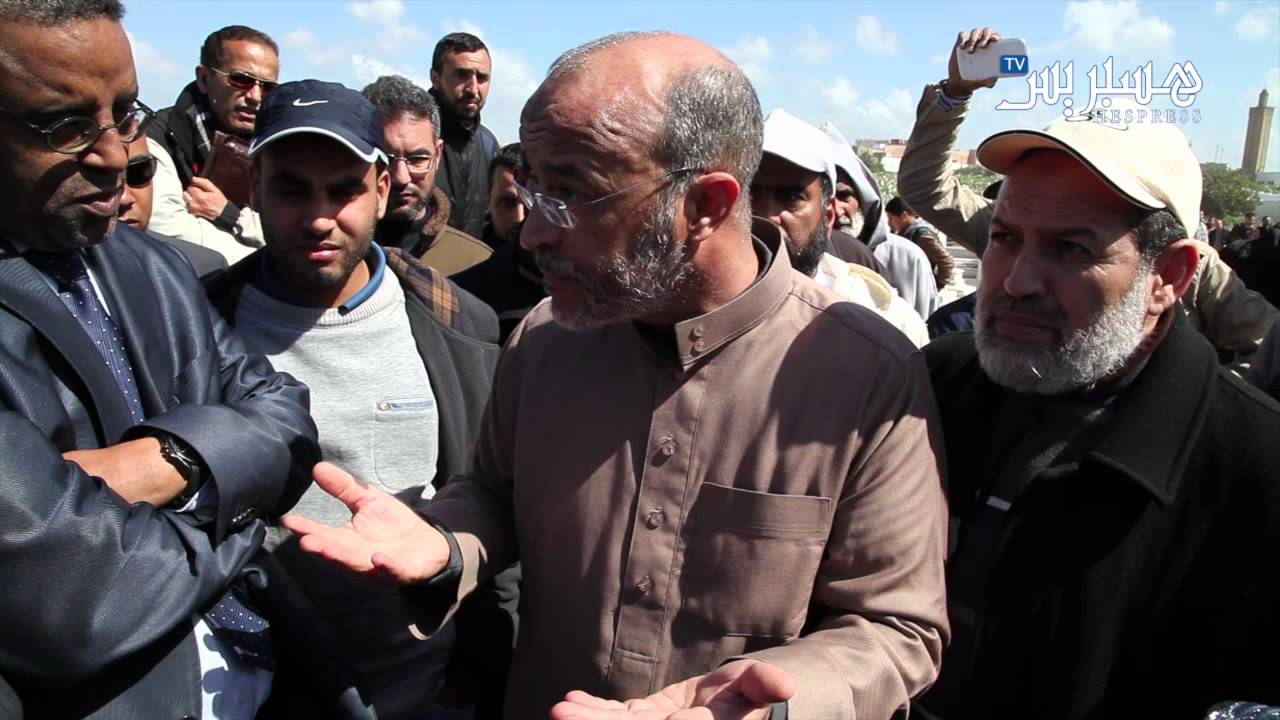 منع دفن أرملة الشيخ ياسين