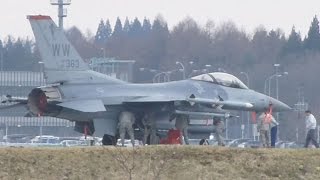 米戦闘機２機が緊急着陸 青森空港、エンジントラブルで