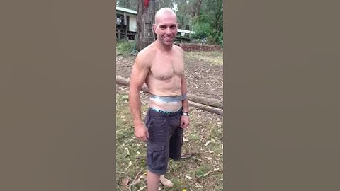 One armed over the wall-SHAUN PHELPS