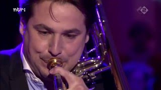 Daria van den Bercken ft. J. van Rijen: Pulcinella Suite, Podium Witteman 7-2-2016 (1080p, HD)