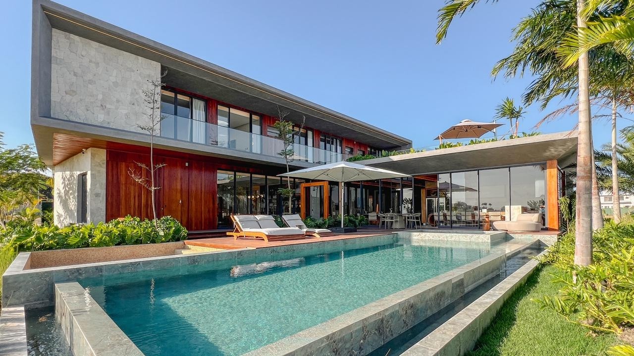 КОГДА АРХИТЕКТУРА, ЭМОЦИИ И ЭКСКЛЮЗИВНОСТЬ ВСТРЕЧАЮТСЯ. ЭТОТ ДОМ МЕНЯЕТ КОНЦЕПЦИИ