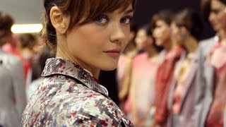 Giorgio Armani - 2016 Spring Summer - Women's Fashion Show Backstage