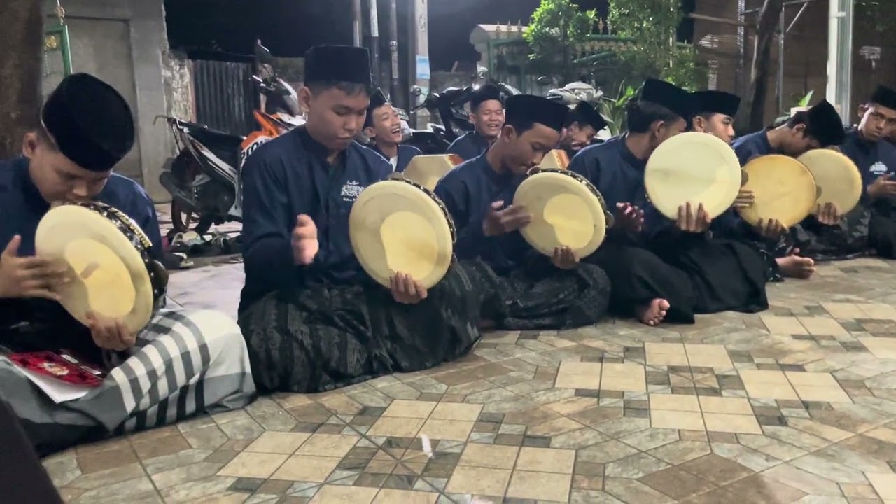 Latihan Hadroh santri MMQ Bintara