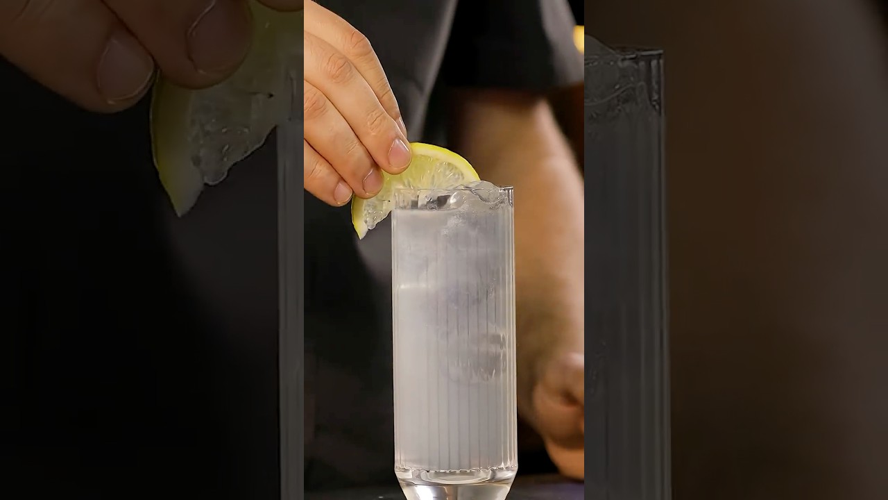 Готовим Том Коллинз с Евграфом Борезовым