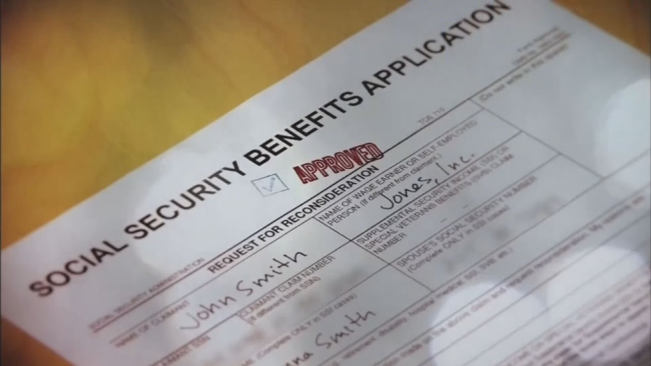 Social Security checks to increase for recipients - YouTube