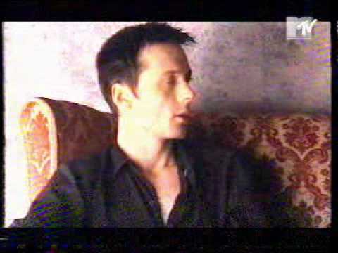 Suede - Coming up