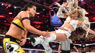 Liv Morgan vs. Shayna Baszler SmackDown Women's Championship - WWE Clash at the Castle