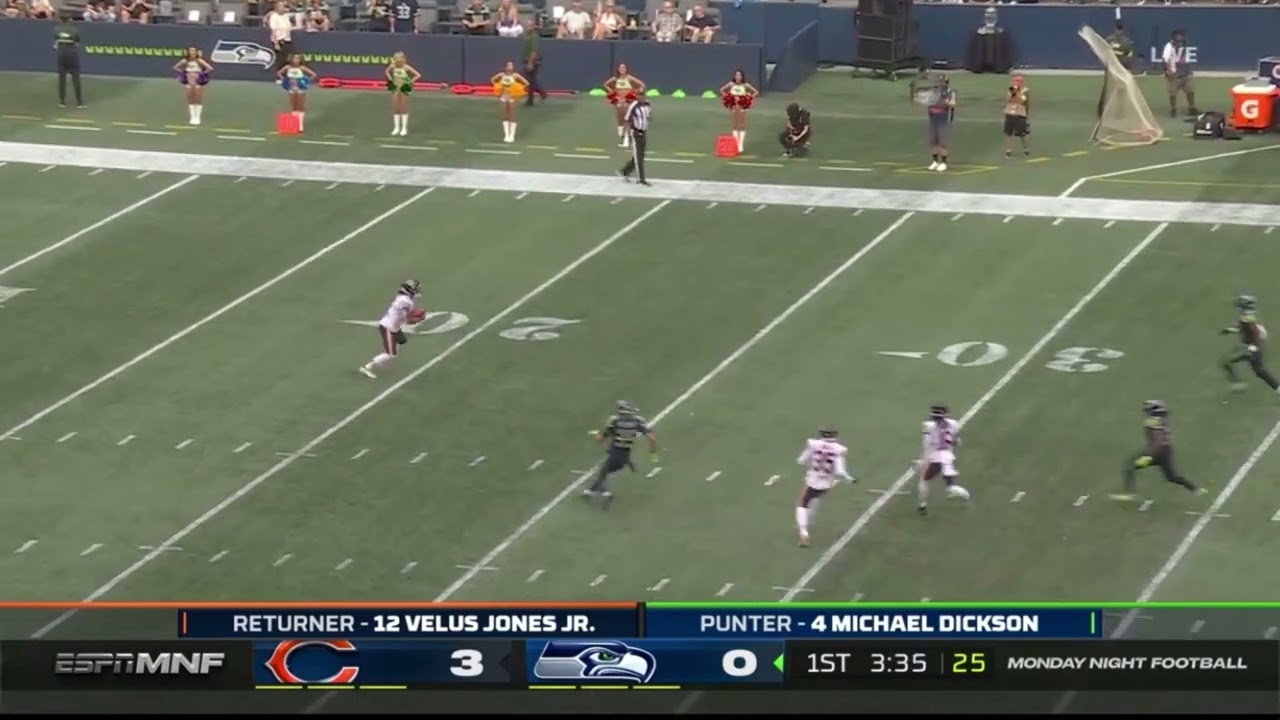 Velus Jones Jr. runs for a 48 yard punt return