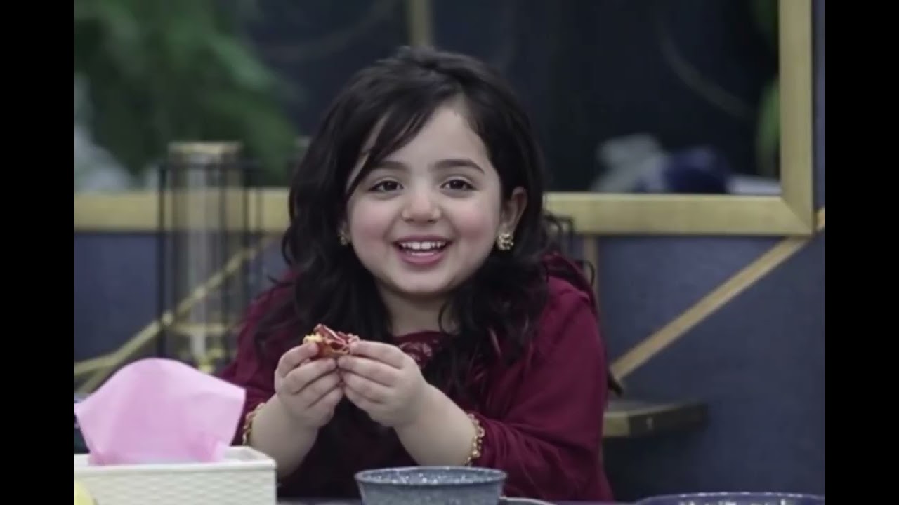 Saif and kanwal part  2 ❤️ baby version of saif Ali Khan and kanwal Farooq ❤️