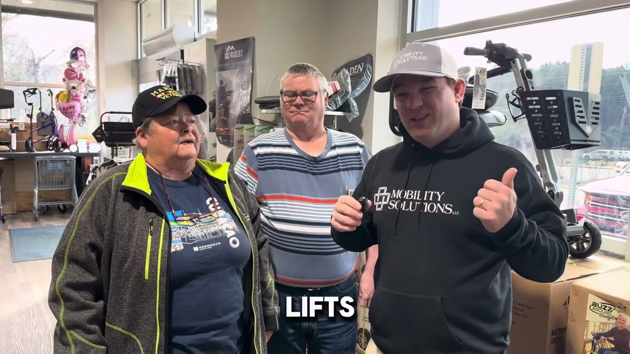 Folding Mobility Scooter Review Model GB-120 and GB120-TSA “Buzzaround Carryon”