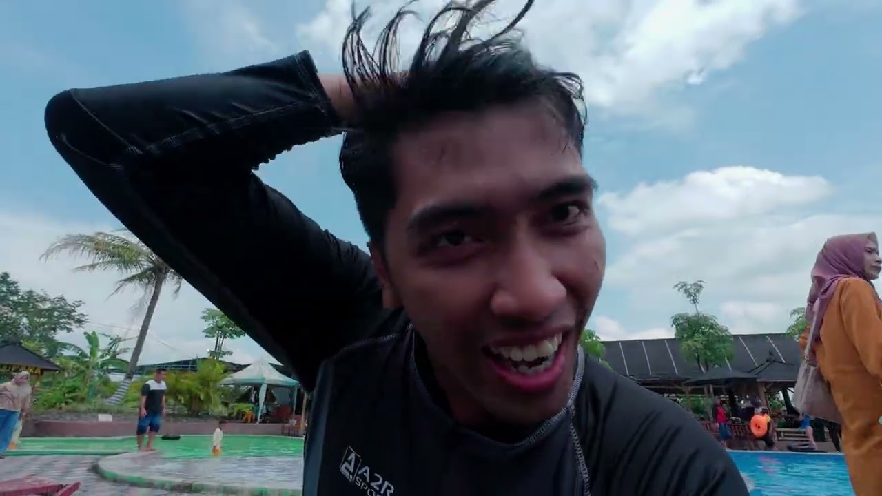 BERENANG DI JANTI PARK