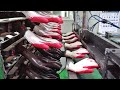 The mass production process of the very famous red coated gloves