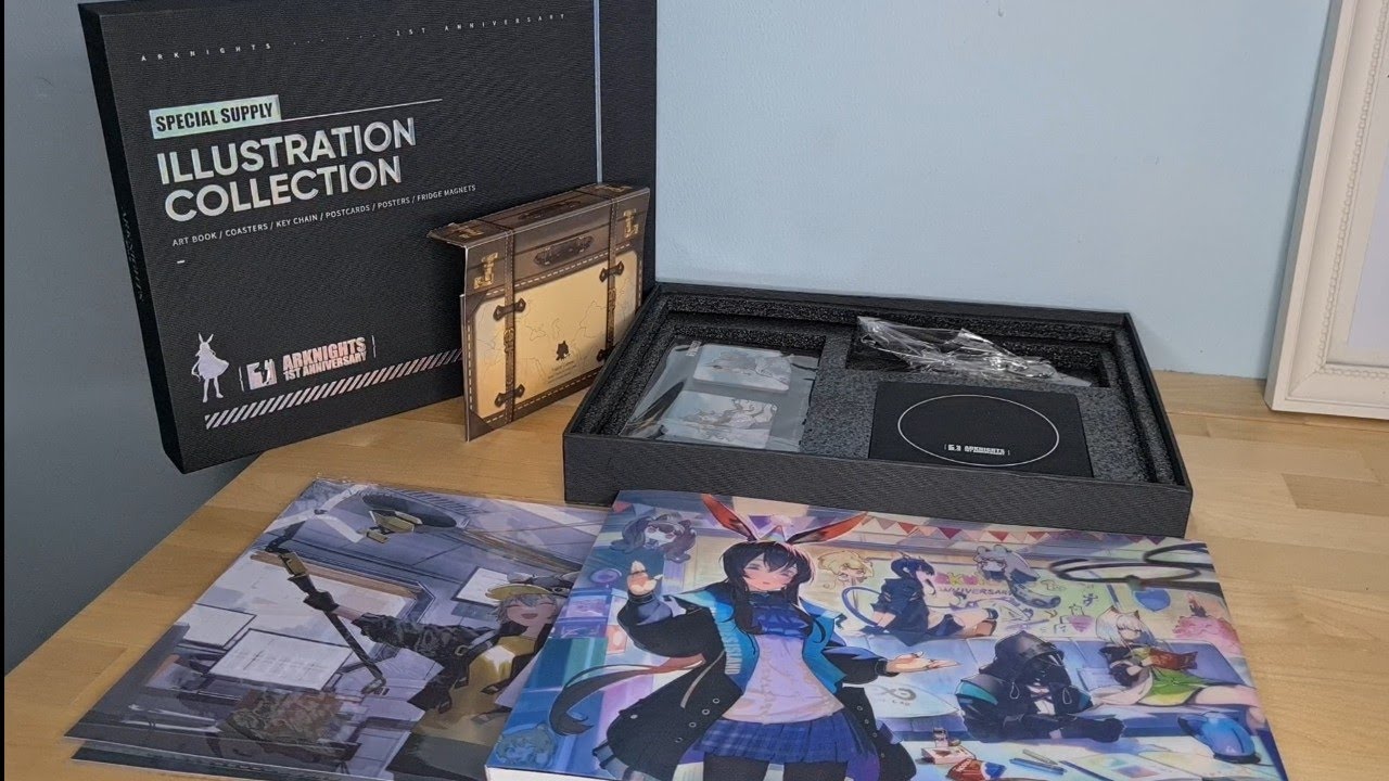 Unboxing the Arknights 1st Anniversary Illustration Collection!