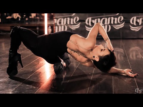 Стриптиз Шаде – Адская Кухня 1998