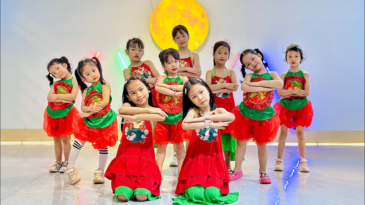 Mushup : Ông trăng miệng cười & Chiếc đèn ông sao / cover / CLB Sóng Kids Vĩnh Phúc