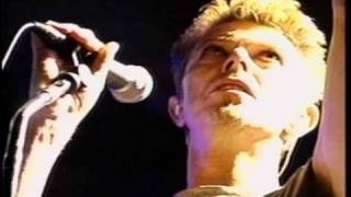Video thumbnail of "david bowie - the man who sold the world live 1995"