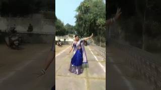 sily silky saree ❤️ #viral #views #shortsviral #dance #dancevideo #dancer #explore #fyp