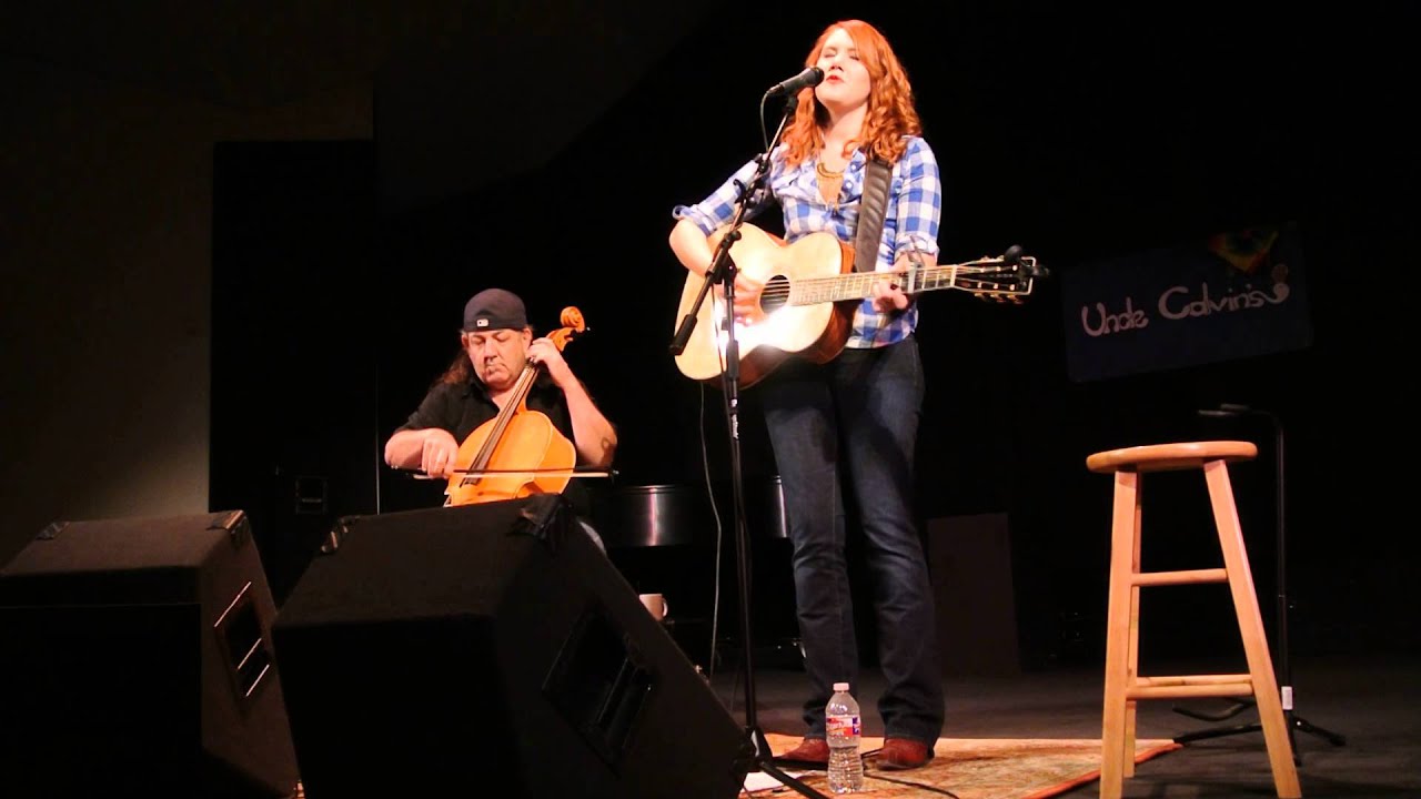 Guarda Grace Pettis: "Dancing" su YouTube Guarda Grace Pettis: "Dancing" su YouTube