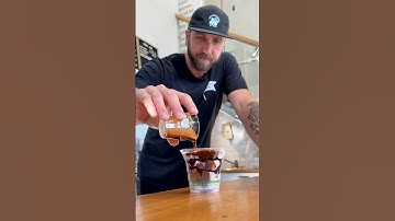Here’s how we make a iced mocha here at Artisti Coffee Roasters ☕️