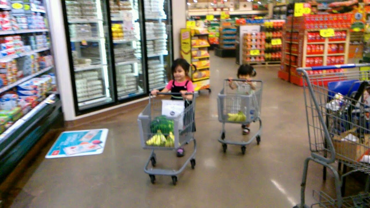 kid size shopping cart