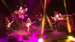 Gov&#39;t Mule - New Year&#39;s Eve at The Beacon Theatre 12/31/15 - with Larry Campbell - Chest Fever